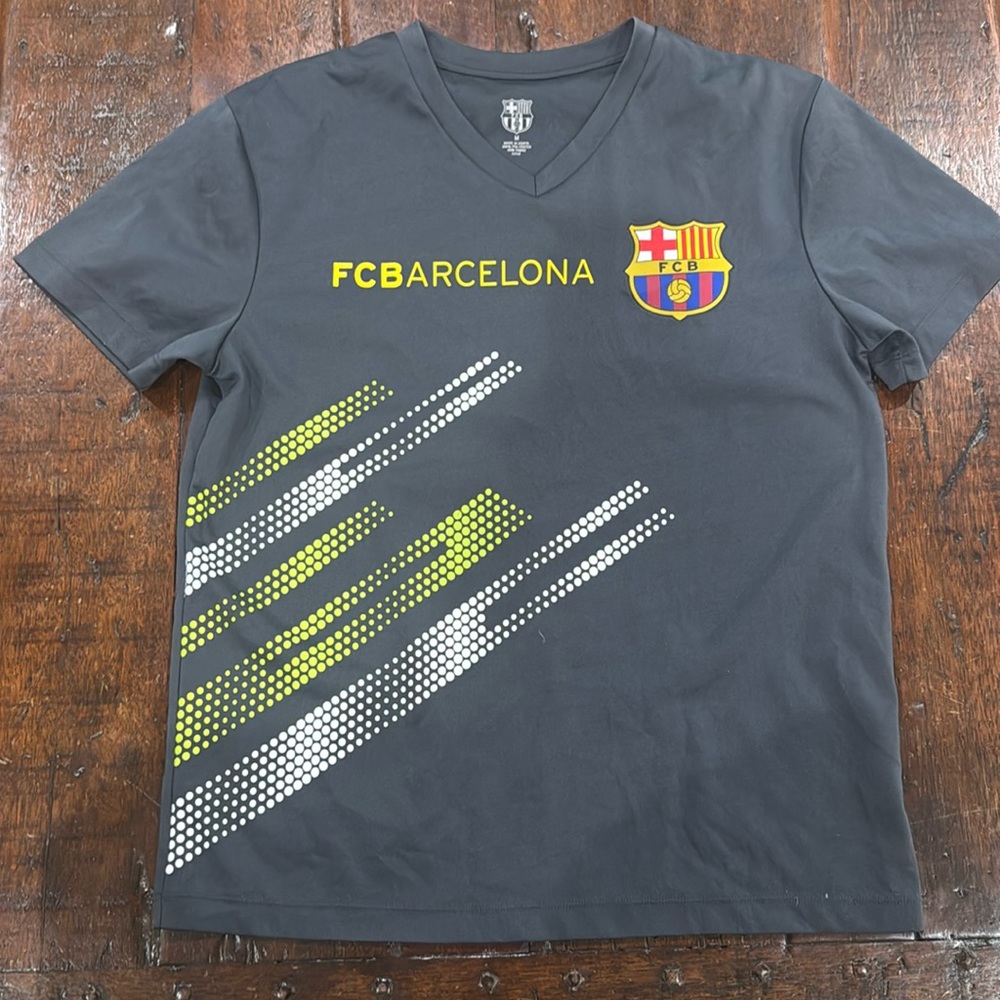 Youth Medium Barcelona moisture wicking top